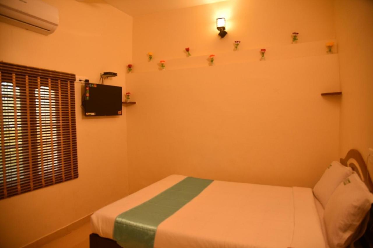 A P Guest House Puducherry Zewnętrze zdjęcie